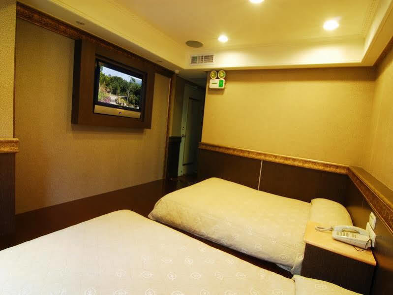 Alishan Shermuh Tourist Hotel Zhongzheng  Extérieur photo